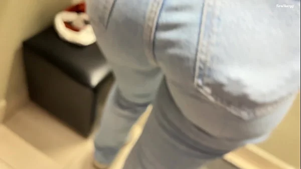 A real creampie in the FITTING ROOM! Cum in my tight pussy while I try on jeans. FeralBerryy