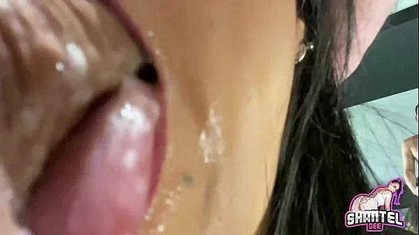 Extreme Close Up Deepthroat Blowjob ASMR Sloppy Throatpie & Ass in Mirror