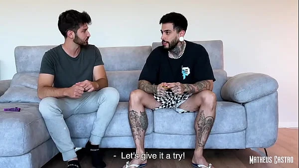 Francesa gostosa em sua primeira vez fodendo com dois homens | Dupla Penetração