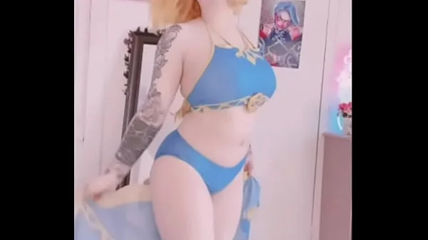 Zelda striptease