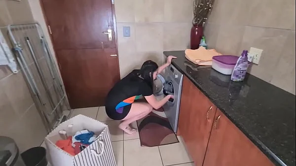 Pissing on my girlfriend while she is doing laundry