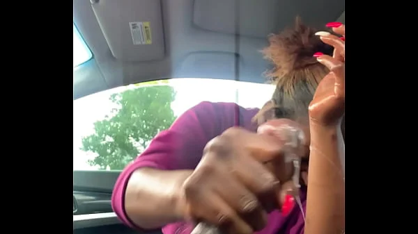 Quick handjob in car
