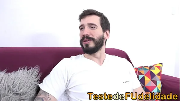 Primos morando juntos tiveram um caso de amor proibido