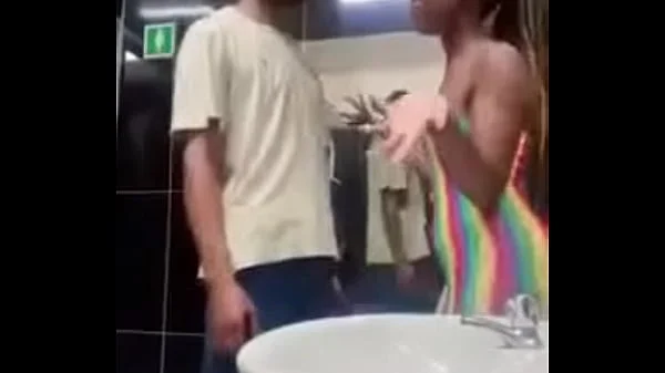 Sex in laddies toilets