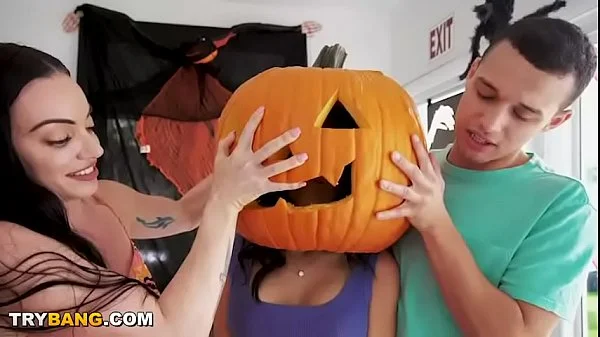 MILF Tia Cyrus Got Her Head Stuck In A Pumpkin. You Know What Happens Next! Hahaha