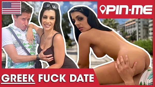 Rosa and Sofia like to share & spoil his boner at the beach! Pin-Me.com