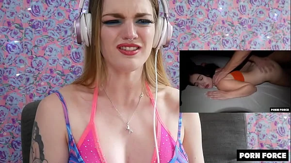 Carly Rae Summers Reacts to ROUGH POWER FUCK MAKES HER BRAIN MELT - PF Porn Reactions Ep IV