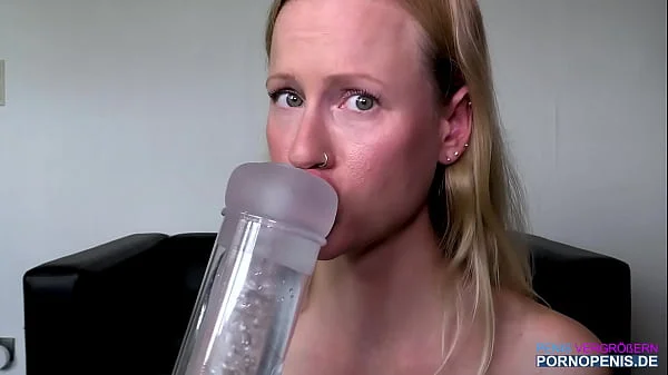Maria besorgt es sich selbst und hilft Dir dabei mit Dirtytalk, German - Deutsch PornoPenis.de
